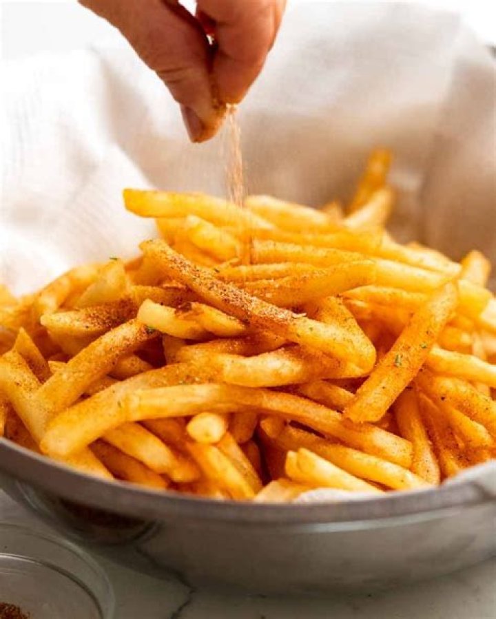 Can 1 year old eat french fries?