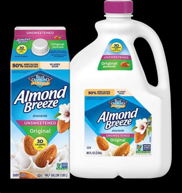 Can I put almond milk in hot tea?