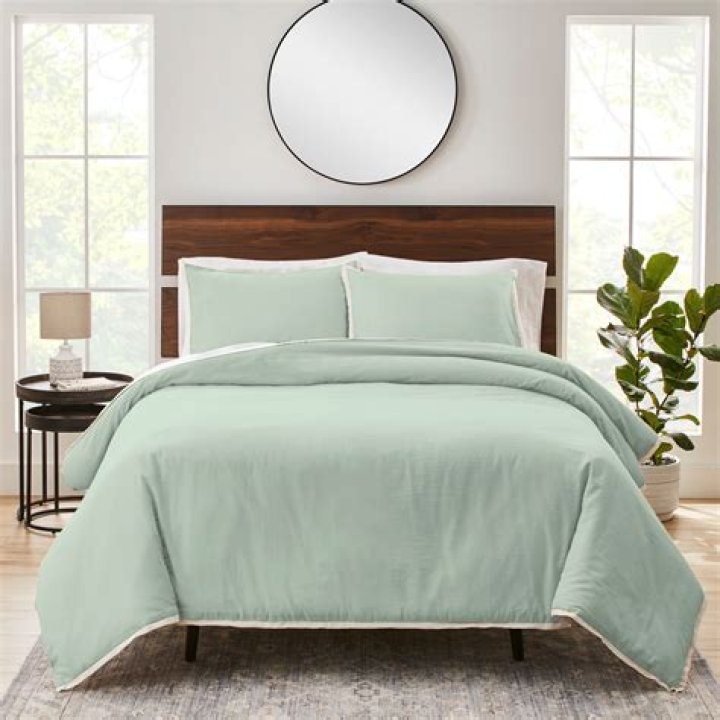 Can you use a regular duvet cover on a weighted blanket?
