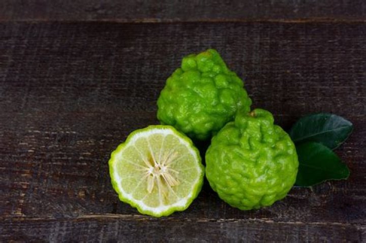 Does bergamot taste like lime?