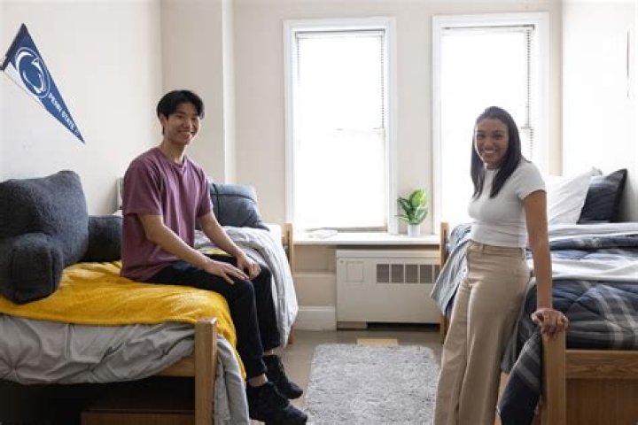 Does NYU have single room dorms?