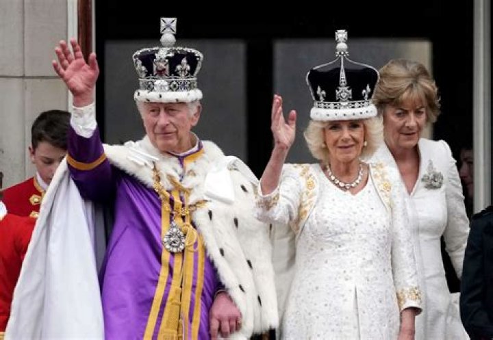 Does the Queen use Cyclax?