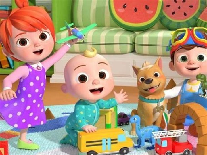 Does watching CoComelon cause speech delay?
