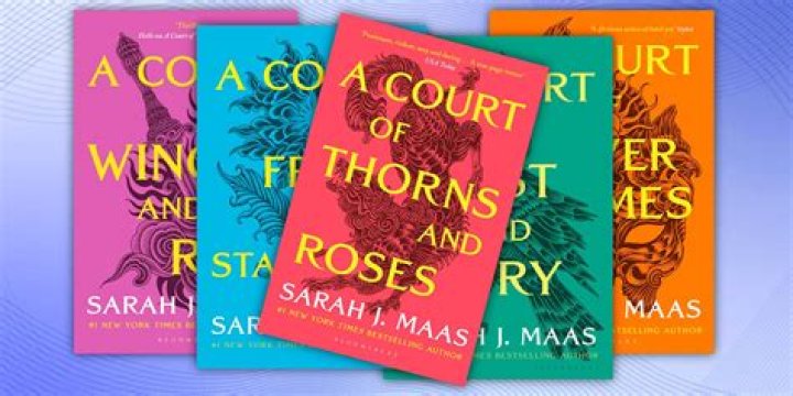 How did Sarah J. Maas get so popular?