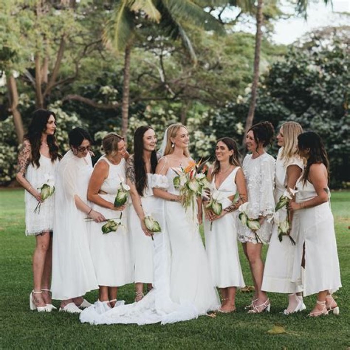 Is it awkward to go to a wedding alone?