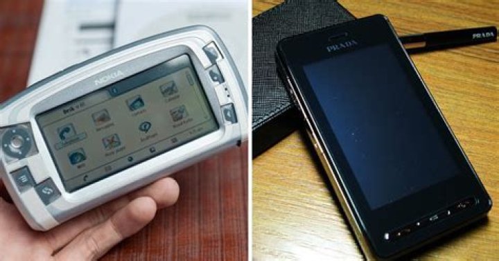 What is the first touchscreen phone?