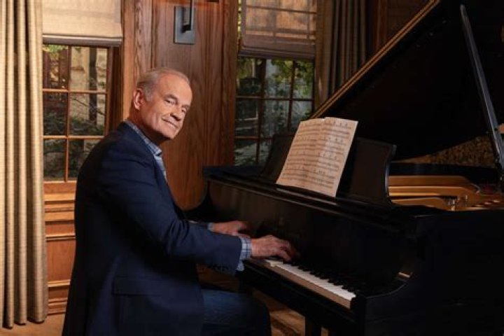 Who plays piano on Aja?