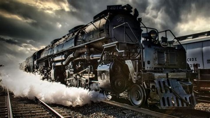 Why do they put locomotives in the middle of a train?
